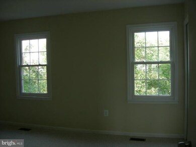 9073 Mcrae Ct, Manassas, VA 20110 - photo 7