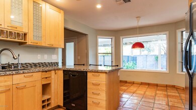1729 E Enrose St-16