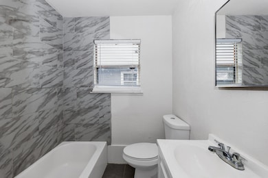 4203 Hirsch Rd unit 14, Houston, TX 77026 - photo 6