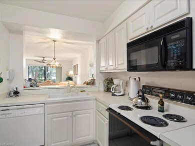 A large pass through to the dining area allows for