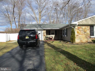 118 Hazelwood Cir, Willingboro, NJ 08046 - photo 5