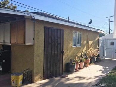 4802 E San Luis St, Compton, CA 90221 - photo 3