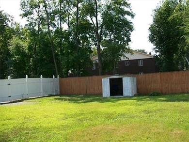 3 Collins St, Westfield, MA 01085 - photo 4