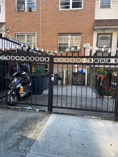 1230 Morris Ave, Bronx, NY 10456 - photo 3