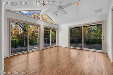 130 Denbar Rd, Bloomfield Hills, MI 48304 - photo 4