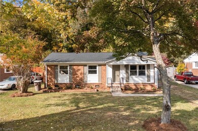 1510 W Meadowview Rd, Greensboro, NC 27403 - photo 5