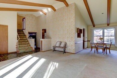 1280 Gumwood Dr, Columbus, OH 43229 - photo 6