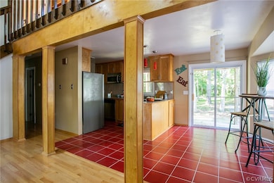 4018 Frederick Farms Dr, Midlothian, VA 23112 - photo 4