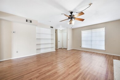 4509 Altamesa Blvd unit 4509, Fort Worth, TX 76133 - photo 3