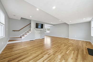 184 Park St, North Reading, MA 01864 - photo 4