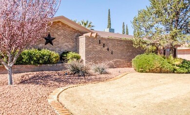 1741 Vista Real Dr, El Paso, TX 79935 - photo 2