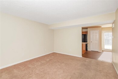 140 Hilltop Farms Blvd, Whiteland, IN 46184 - photo 5