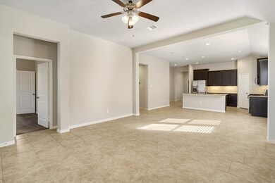 2722 Kaman Ln, Pearland, TX 77581 - photo 5