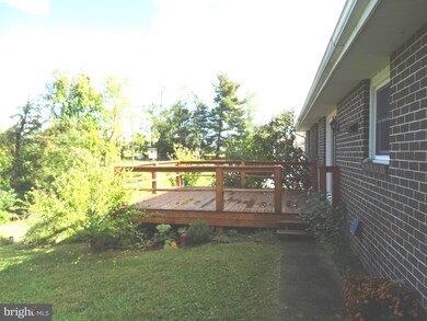 147 Maranatha Dr, Saint Thomas, PA 17252 - photo 3