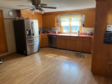 765 Fairmount St, Woonsocket, RI 02895 - photo 4