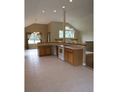 2 Desantis Dr, Ware, MA 01082 - photo 4