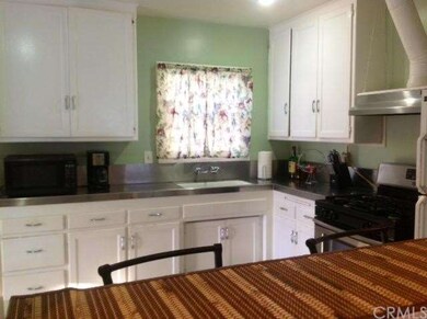 5423 Oliva Ave, Lakewood, CA 90712 - photo 3