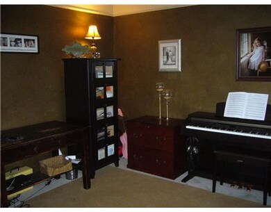 Living Room. Formal living room, great paint desig