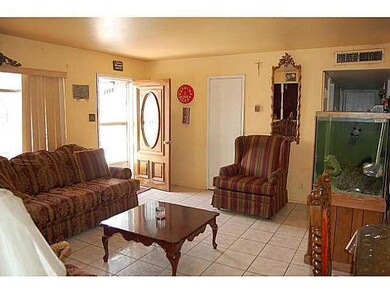 1104 Lomaland Dr, El Paso, TX 79907 - photo 4