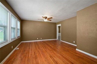 1409 W Scott Place, Independence, MO 64052 - photo 4