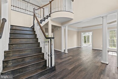 16658 Goldencrest Cir, Purcellville, VA 20132 - photo 5