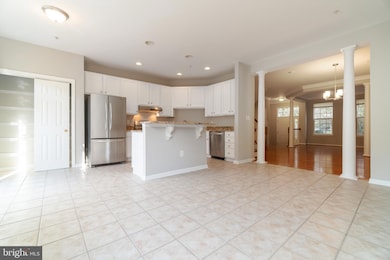 13016 Town Commons Dr, Germantown, MD 20874 - photo 5