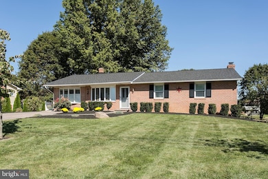 4461 Bartholow Rd, Sykesville, MD 21784 - photo 2