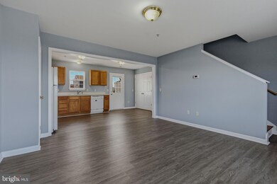 221 N Brown St, Fruitland, MD 21826 - photo 6