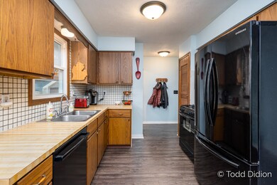 407 Anderson Dr, Wayland, MI 49348 - photo 6