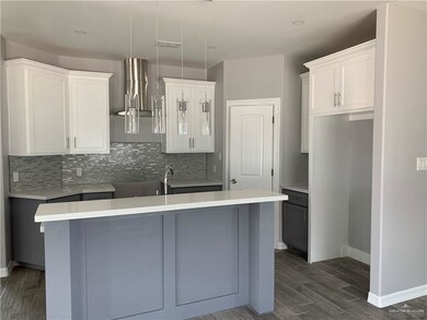 309 Santa Barbara St, Donna, TX 78537 - photo 4