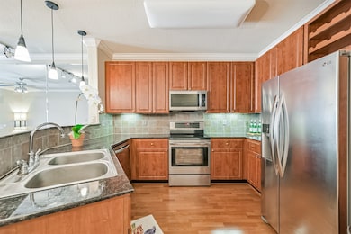 The Valencia unit 340, Houston, TX 77054 - photo 6