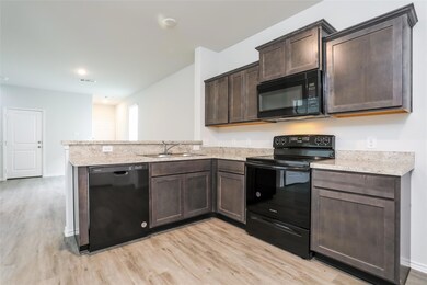 1402 Ester Ln, Ennis, TX 75119 - photo 6