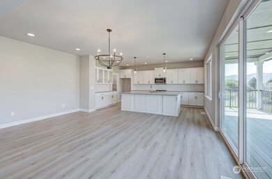 658 S Juli Ave, East Wenatchee, WA 98802 - photo 4