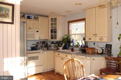 41 Winter Ave, Mohnton, PA 19540 - photo 3