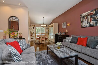 03_103NewburyRd_10001_LivingRoom_HiRes