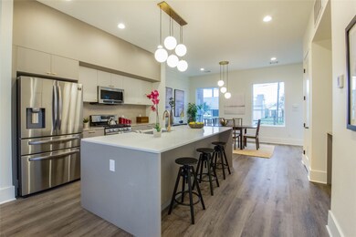 4608 Fisk St unit B, Houston, TX 77009 - photo 2