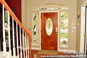 8617 Classic Oaks Ln, San Antonio, TX 78255 - photo 3