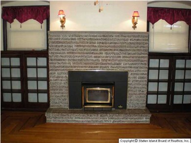 244 Dubois Ave, Staten Island, NY 10310 - photo 3
