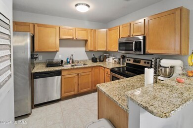 203 Cardinal Rd, Jacksonville, NC 28546 - photo 5