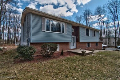 208 Blackthorn Dr, Saylorsburg, PA 18353 - photo 4
