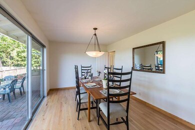 1060 Cascade Dr, Menlo Park, CA 94025 - photo 5