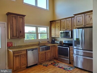 914 Apple Harvest Dr, Hedgesville, WV 25427 - photo 7