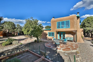 639 Don Nicholas Rd, Taos, NM 87571 - photo 6