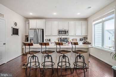 1018 Ribbon Limestone Terrace SE, Leesburg, VA 20175 - photo 3