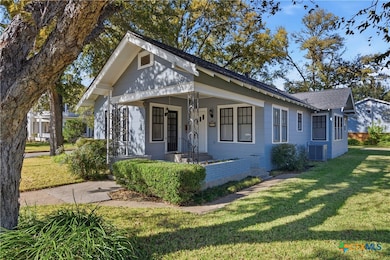 502 Elm St, Seguin, TX 78155 - photo 5