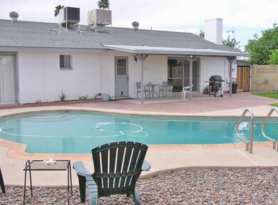 DIVING POOL
