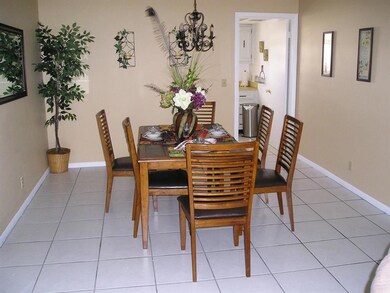 2011 D S Seacrest Blvd dining room