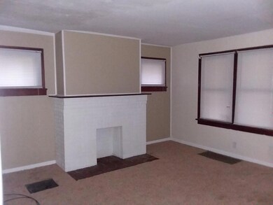 4513 N 4th St, Columbus, OH 43224 - photo 2