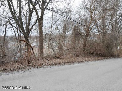 83 Hillcrest Ave, Providence, RI 02908 - photo 3