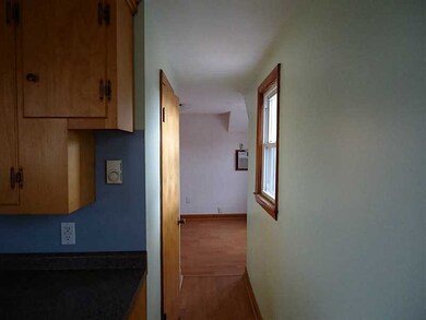 53 Grace St unit . B, Cranston, RI 02910 - photo 4